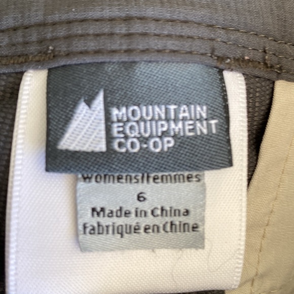 MEC MOUNTAIN EQUIPMENT COOP hiking outdoor sport athletic shorts Bermuda crop - Picture 3 of 4